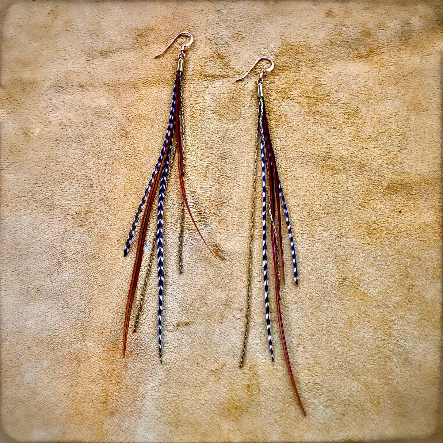 Mini Feather Earrings - Grizzly & Fawn/Gold