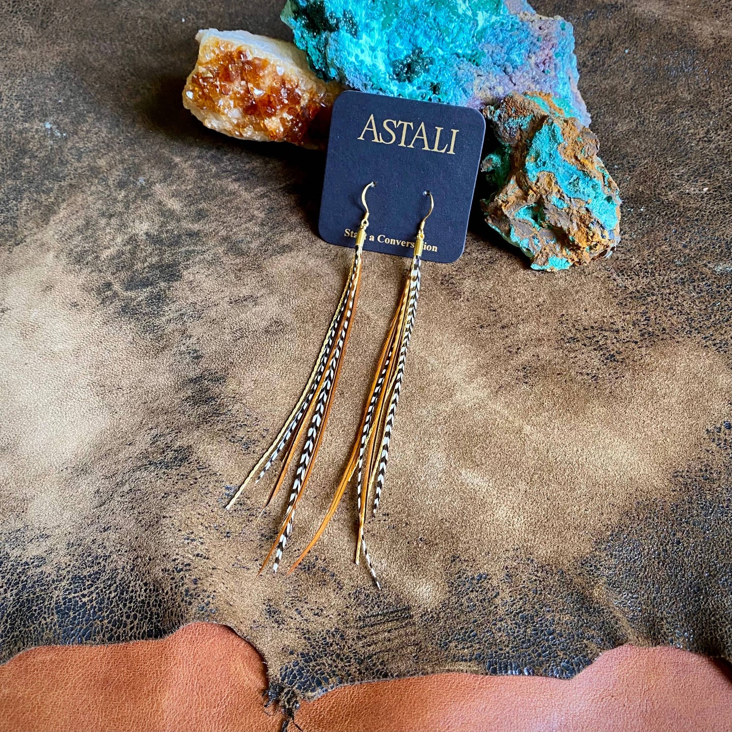 Mini Feather Earrings - Grizzly & Fawn/Gold