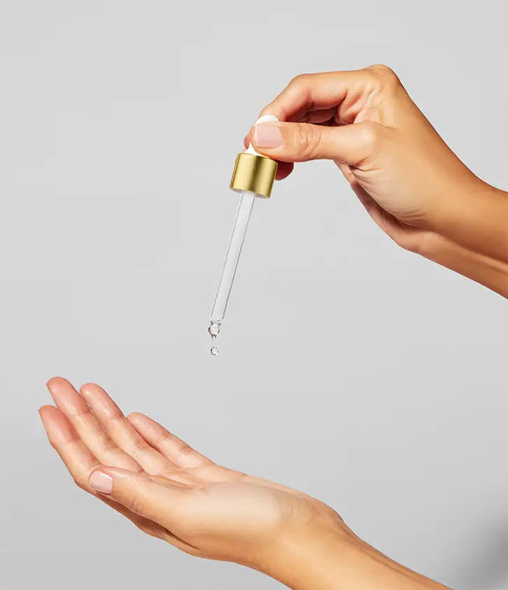 Womaness - Fountain of Glow - Vitamin C and Antioxidant Face Serum
