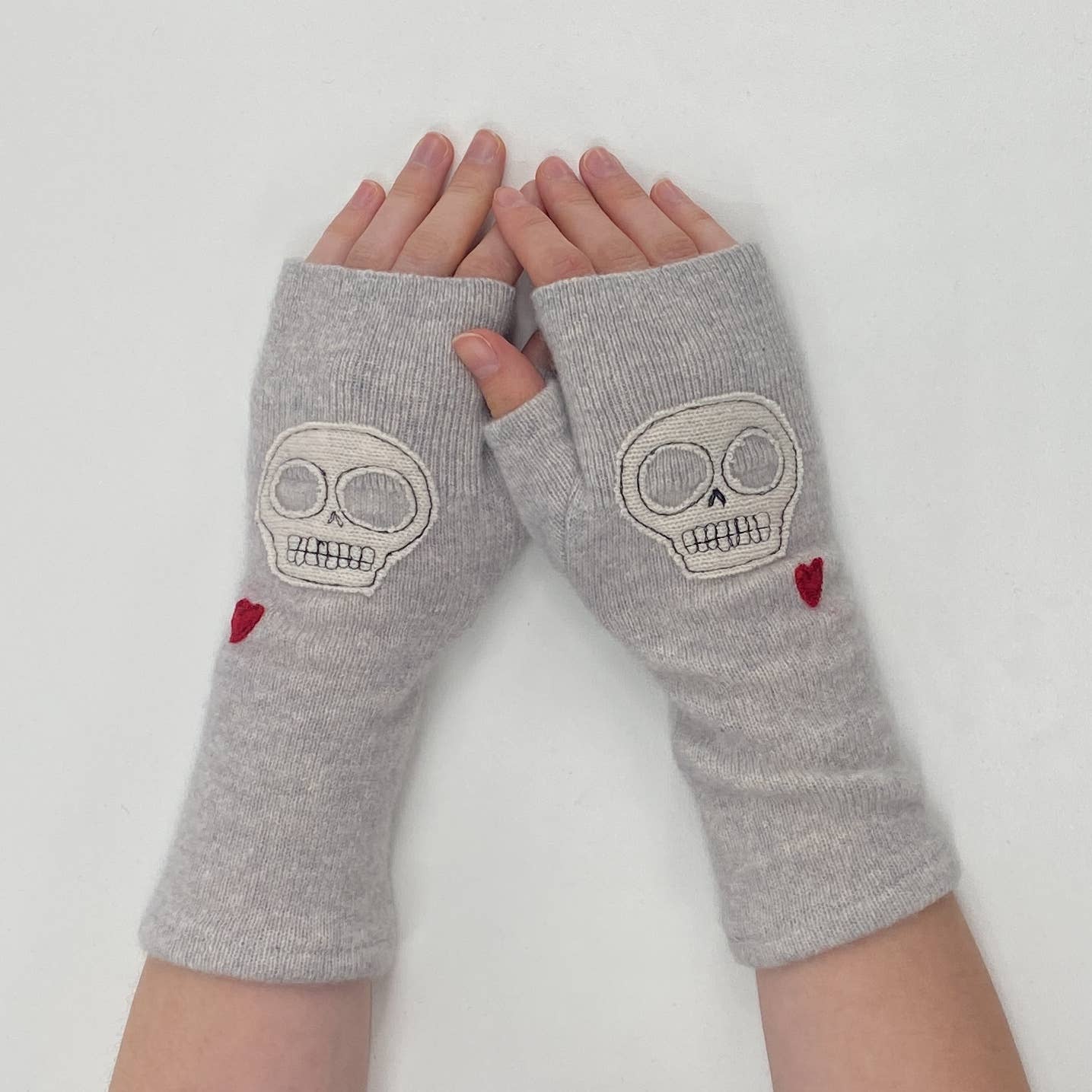 Fingerless Cashmere Gloves - Skull