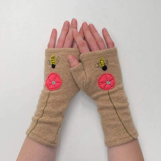 Fingerless Cashmere Gloves-Bee